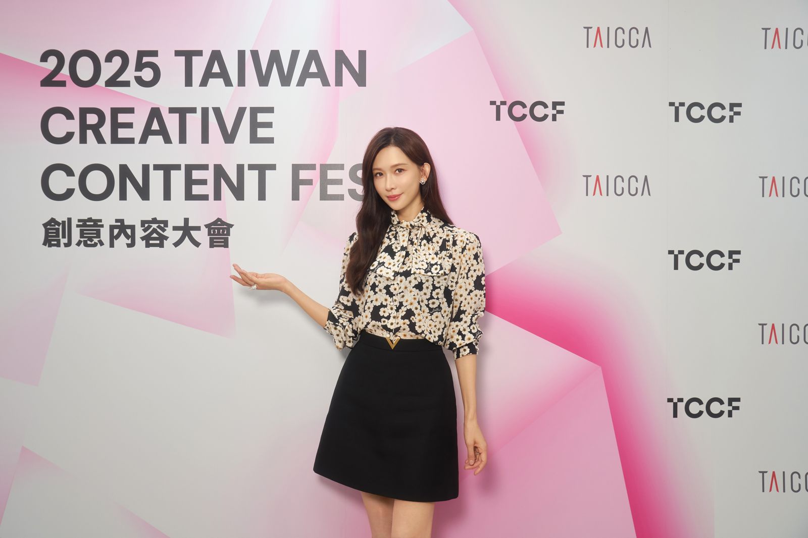 林志玲設獎挺女性創作　談小S復出激動落淚：「她真的很勇敢」