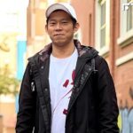 再見阿國！顏正國告別式「殺青宴」登場　近百人穿「情義重天」白衣送行